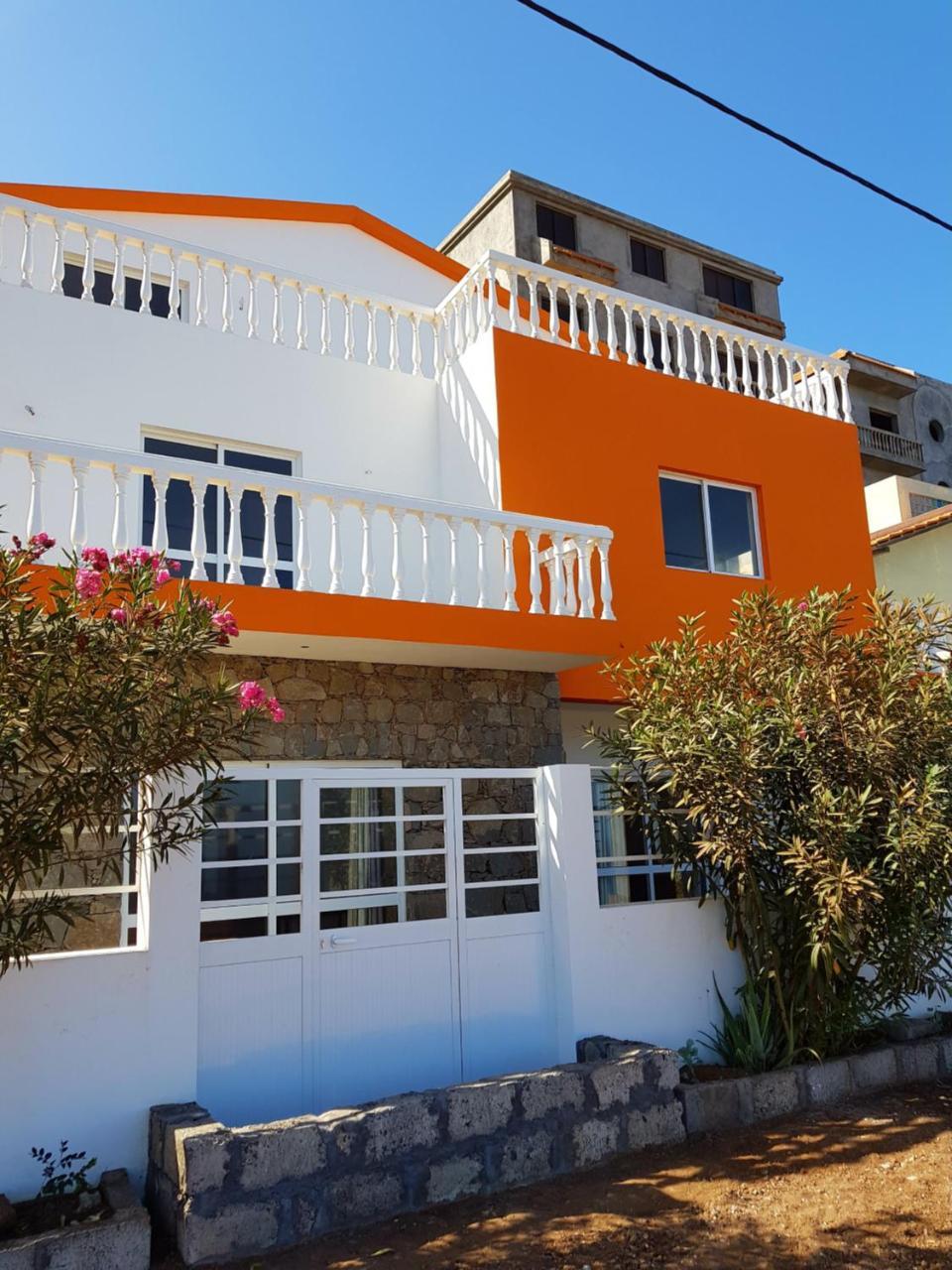 Chez Jumpy Hotel Ponta Do Sol Exterior photo